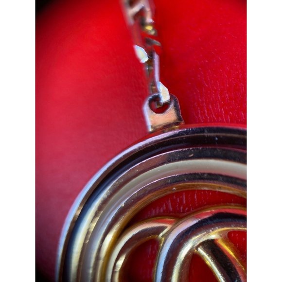 Gucci Logo GG Double G's Vintage Gold Tone Keychain 100% Authentic Guaranteed - Picture 8 of 16